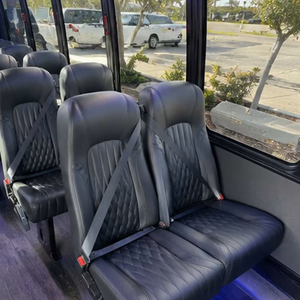 rialto 25 passenger minibus rental